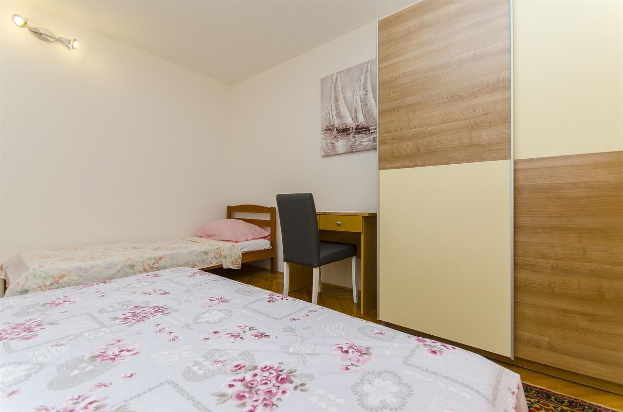Apartments Karlo Trogir Kültér fotó