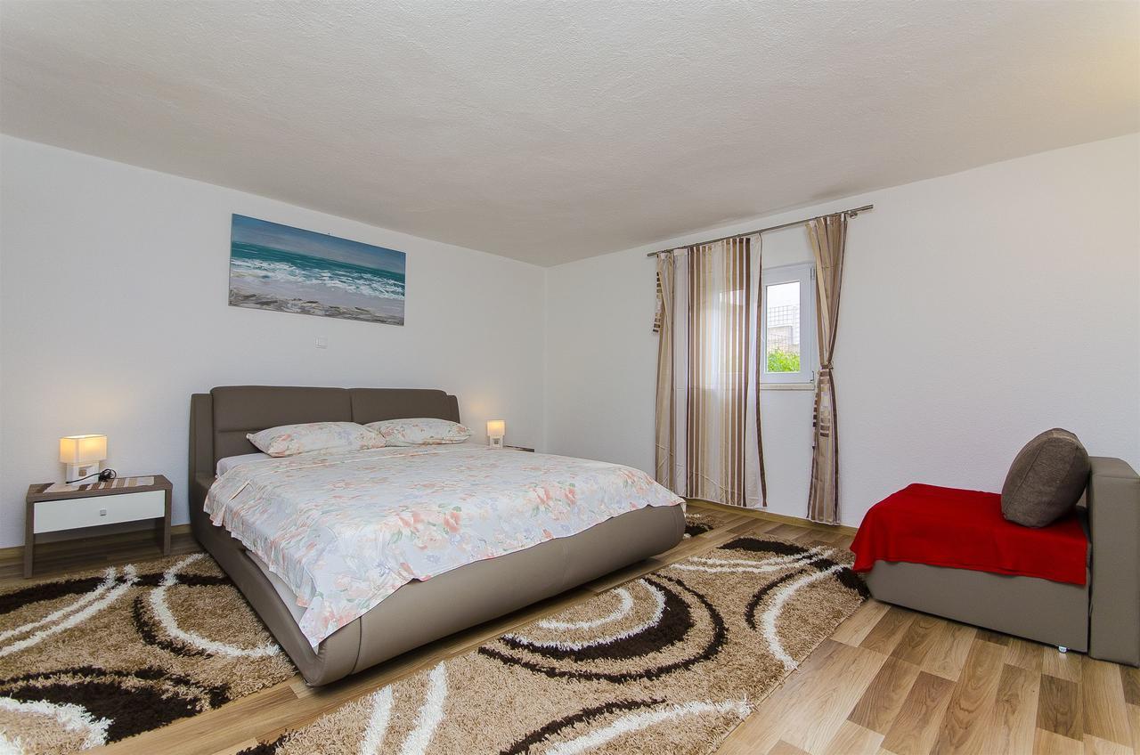 Apartments Karlo Trogir Kültér fotó