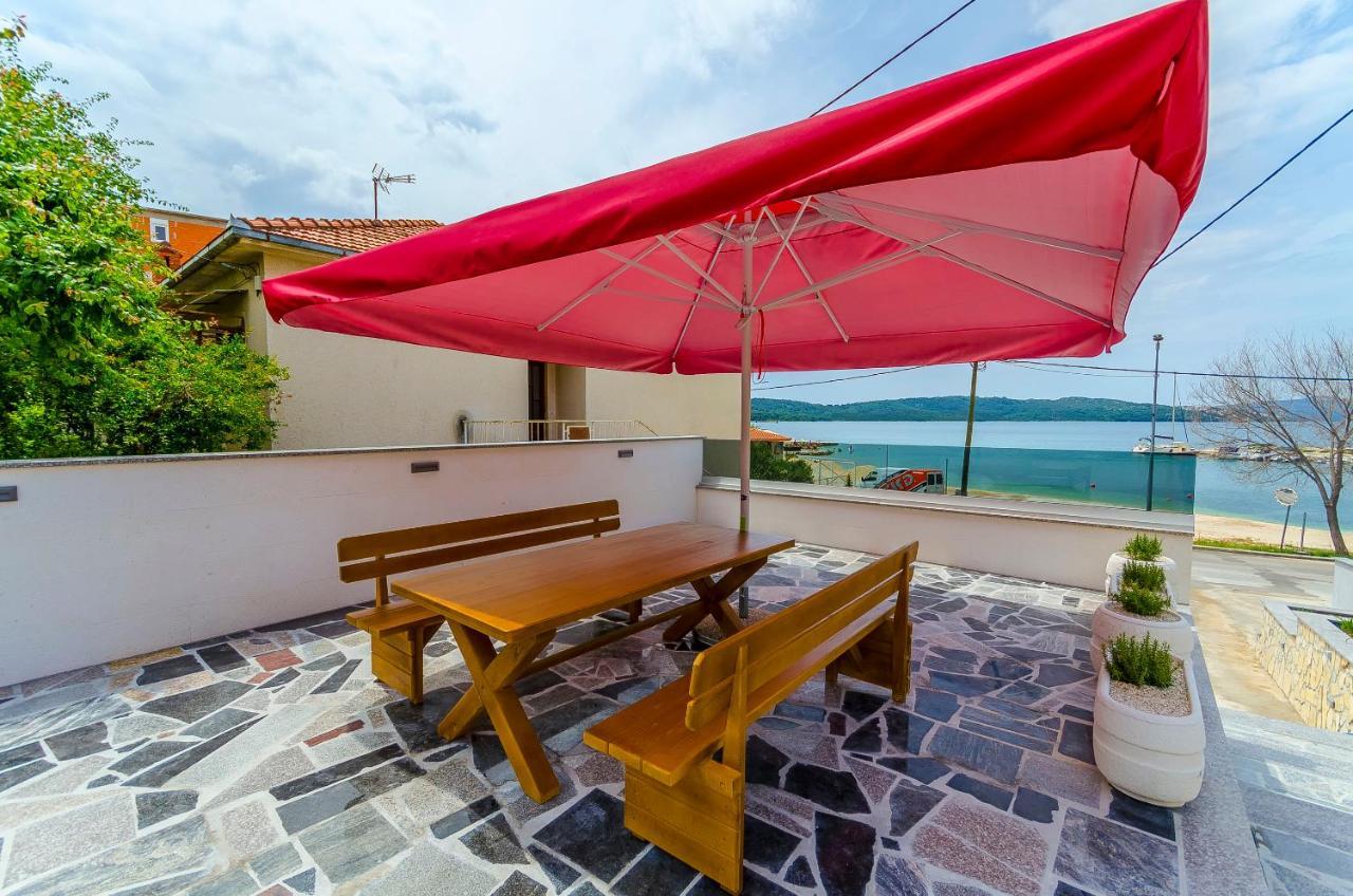 Apartments Karlo Trogir Kültér fotó